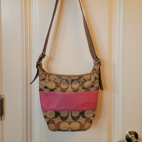 Coach Signature Rugby Stripe - Picture 1 of 16